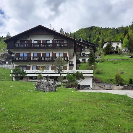 Appartamenti Dolomiti Colcerver Exterior photo
